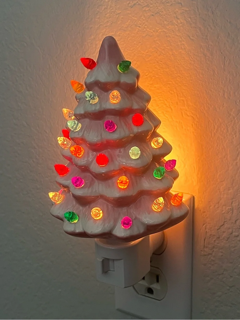 Vintage Christmas Tree Night Light Green and Pink